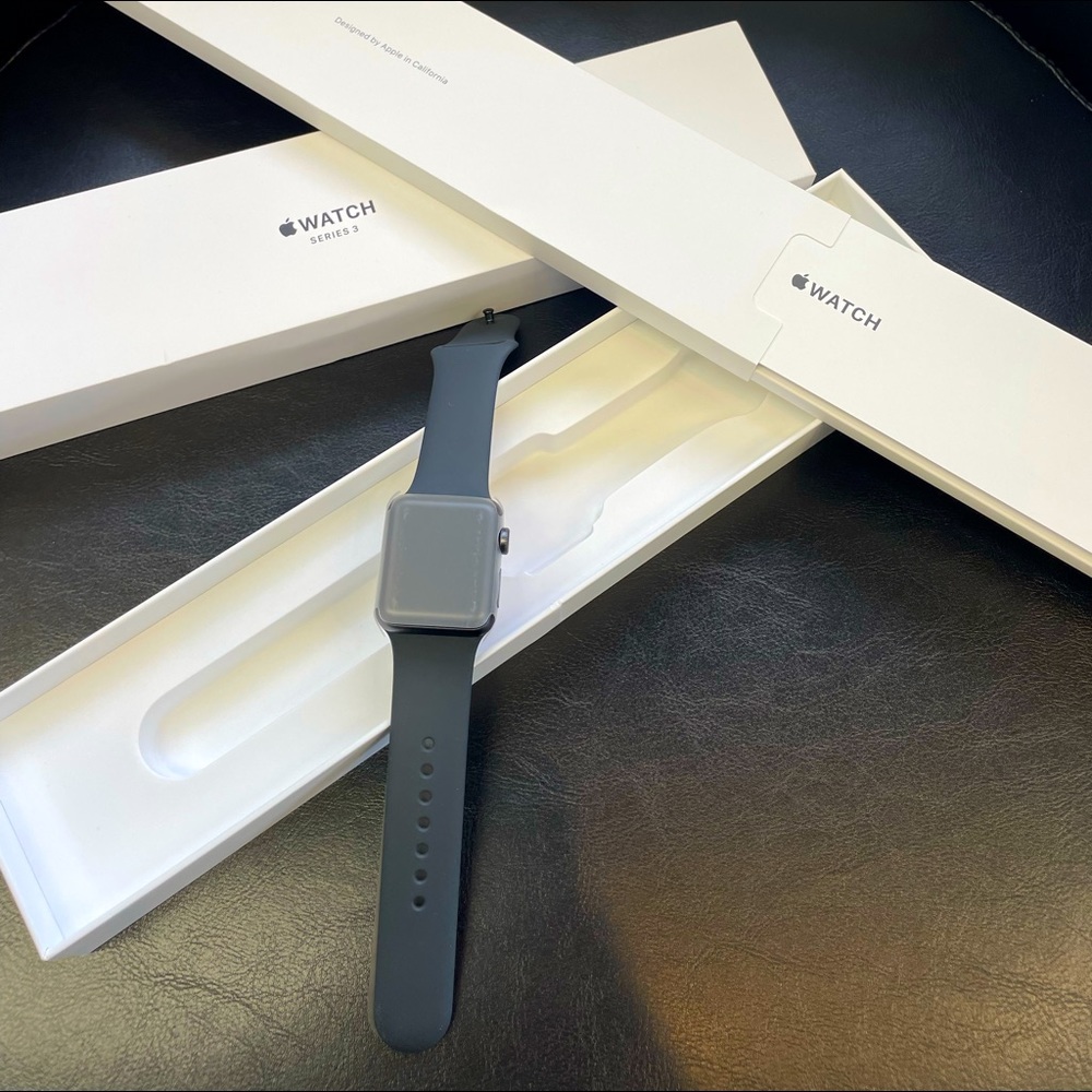 Apple Watch NEW Series 3
